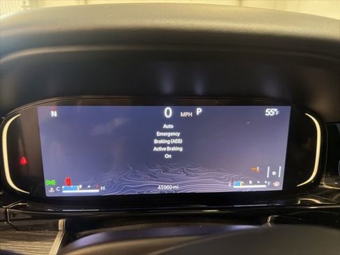 Used 2022 Jeep Wagoneer Series III w/ Premium Group I AWD/4WD image 23