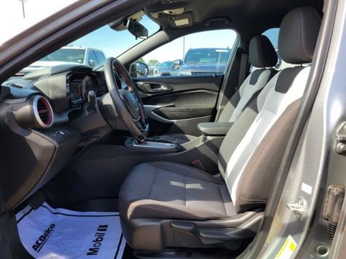 Certified 2025 Chevrolet Trax RS w/ Driver Confidence Package image 22