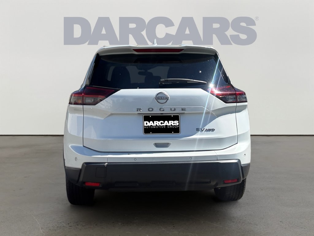 Used 2024 Nissan Rogue SV AWD/4WD image 6