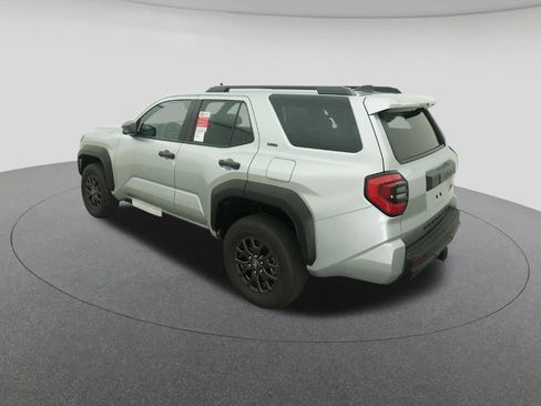 New 2026 Toyota 4Runner SR5 AWD/4WD image 5