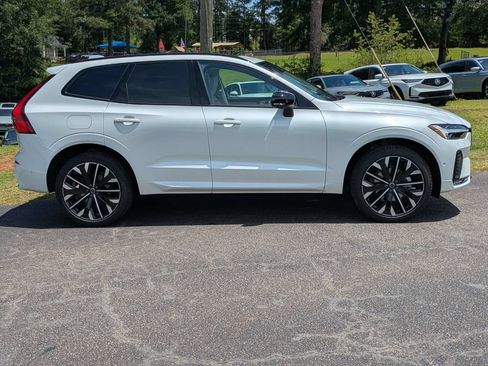 New 2026 Volvo XC60 B5 Ultra w/ Protection Package Premier AWD/4WD image 7