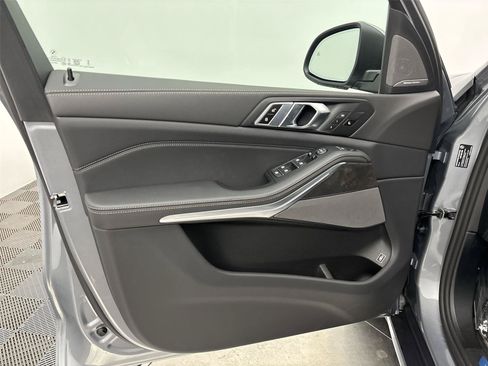New 2026 BMW X5 xDrive50e w/ Executive Package AWD/4WD image 26
