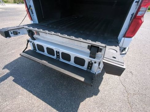Used 2024 Chevrolet Silverado 1500 High Country AWD/4WD image 38