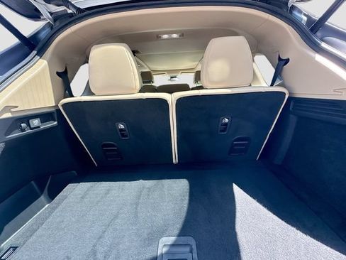 Used 2023 Acura MDX SH-AWD image 32
