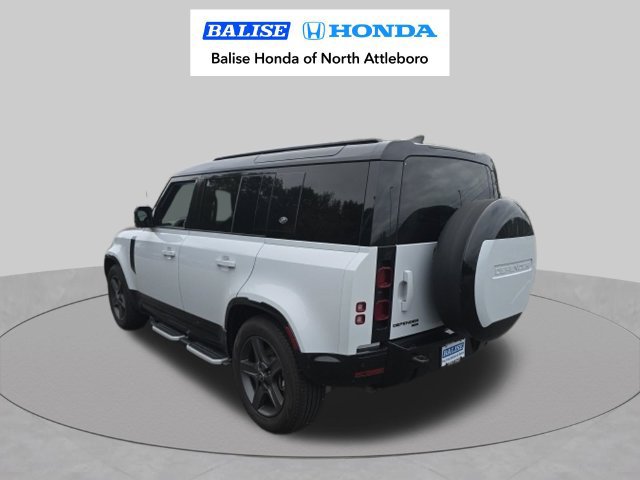 Used 2023 Land Rover Defender 110 X-Dynamic SE AWD/4WD image 5