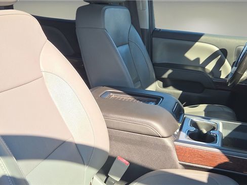 Used 2018 GMC Sierra 1500 SLT w/ SLT Premium Package image 15