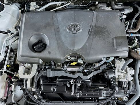 Used 2023 Toyota Camry SE image 31