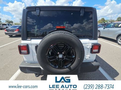 Used 2021 Jeep Wrangler Unlimited Sport image 4