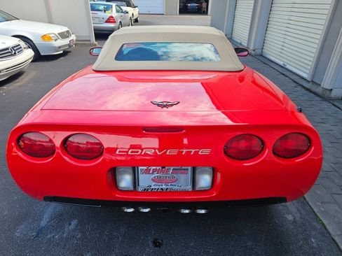 Used 1999 Chevrolet Corvette Convertible w/ Memory Pkg image 19