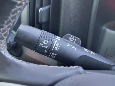 Used 2017 Chevrolet Silverado 1500 LT w/ All Star Edition image 34