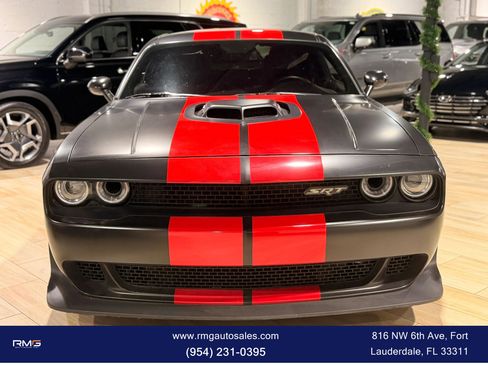 Used 2022 Dodge Challenger R/T Scat Pack RWD image 2