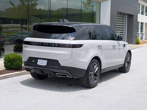 Certified 2025 Land Rover Range Rover Sport SE AWD/4WD image 6