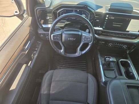 Used 2022 Chevrolet Silverado 1500 RST AWD/4WD image 10