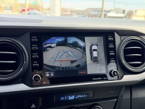 Used 2023 Toyota Tacoma TRD Off-Road w/ Advanced Technology Package image 4