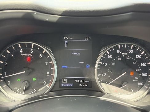 Used 2020 INFINITI Q50 Luxe RWD image 18