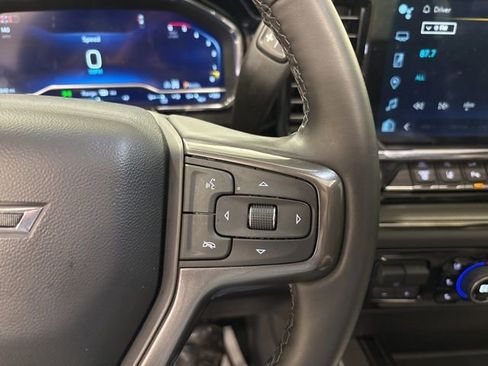 Used 2025 Chevrolet Silverado 2500 ZR2 w/ Technology Package AWD/4WD image 43