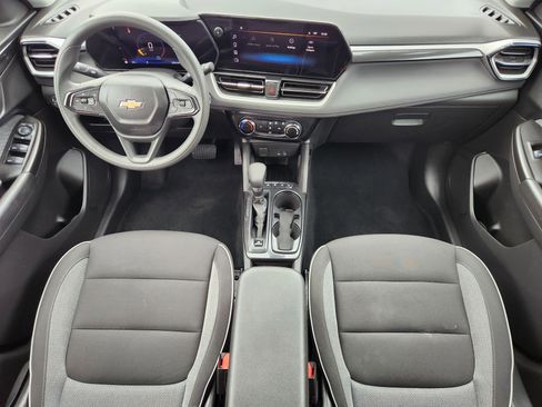 Certified 2025 Chevrolet TrailBlazer LT FWD image 28