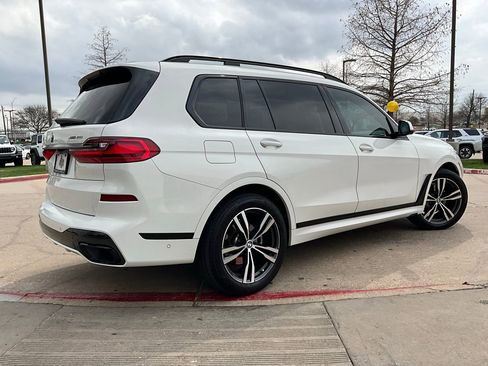Used 2022 BMW X7 xDrive40i w/ M Sport Package image 6