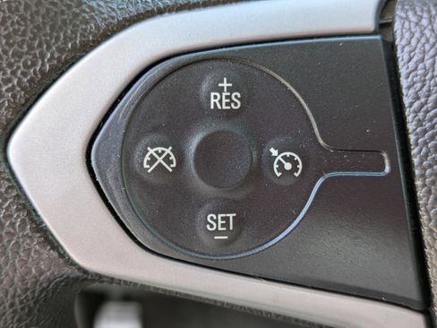 Used 2018 Chevrolet Colorado W/T w/ WT Convenience Package image 18