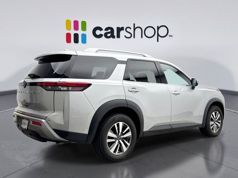 Used 2023 Nissan Pathfinder SL w/ Cargo Package AWD/4WD image 5
