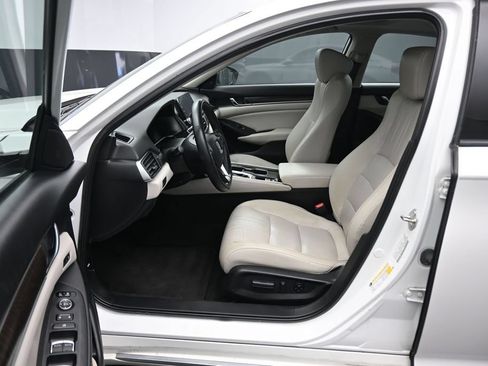 Used 2018 Honda Accord EX-L image 12