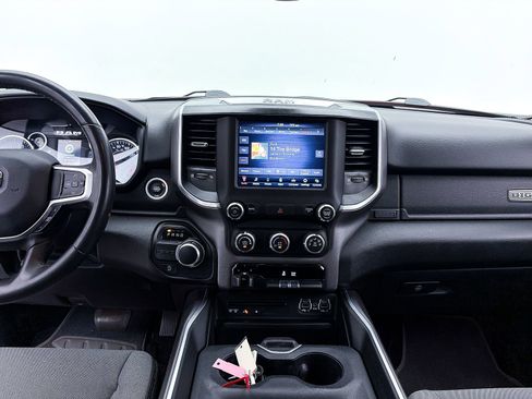 Used 2019 RAM 1500 Big Horn RWD image 6