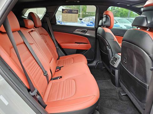 Certified 2024 Kia Sportage SX FWD image 17