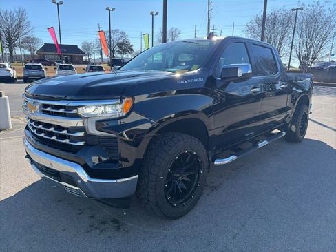 Used 2024 Chevrolet Silverado 1500 LTZ w/ LTZ Convenience Package II image 8