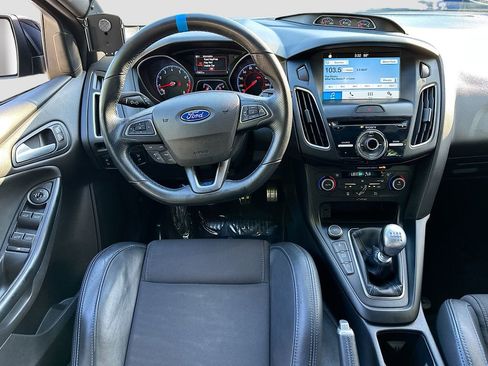 Used 2016 Ford Focus RS image 22