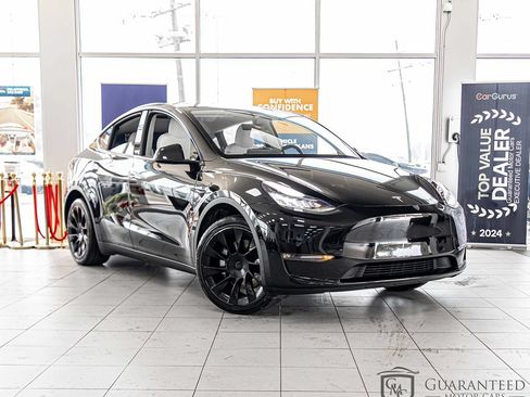 Used 2021 Tesla Model Y Long Range AWD/4WD image 3