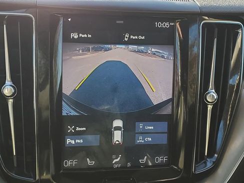 Used 2019 Volvo XC60 T5 Momentum w/ Multimedia Package image 31