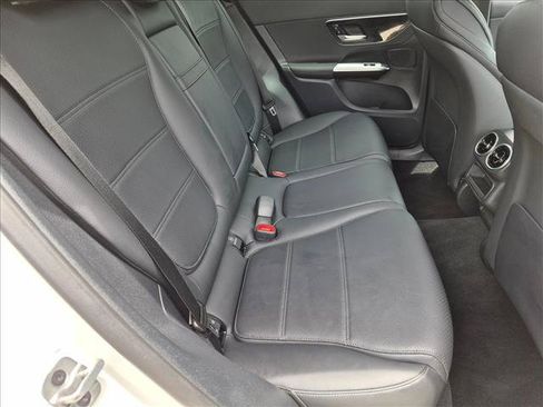 Used 2026 Mercedes-Benz GLC 300 4MATIC image 20