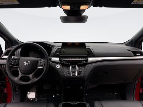 Used 2025 Honda Odyssey Sport-L image 14