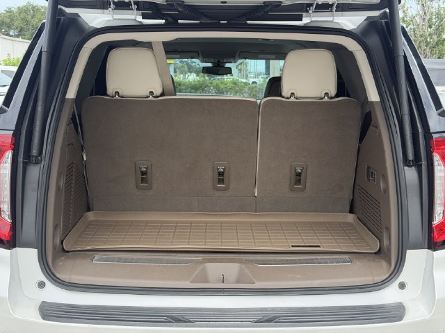 Used 2022 GMC Yukon Denali RWD image 11