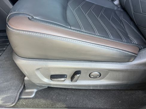 Certified 2023 Nissan Pathfinder Platinum AWD/4WD image 22
