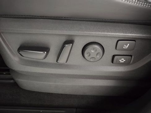 Used 2025 INFINITI QX80 Autograph AWD/4WD image 19