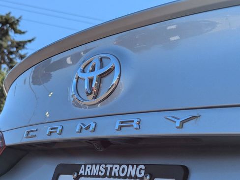 Used 2024 Toyota Camry SE FWD image 28