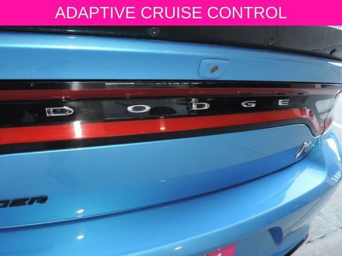 Used 2023 Dodge Charger Scat Pack w/ Technology Group RWD image 17