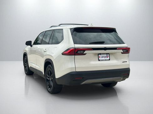 Used 2024 Toyota Grand Highlander Limited image 7