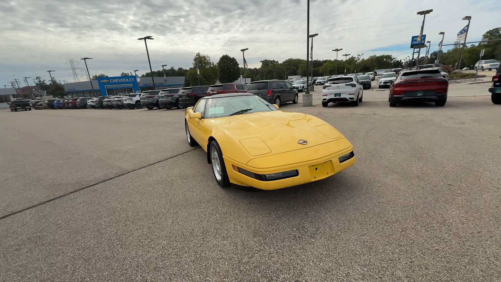 Used 1991 Chevrolet Corvette Coupe RWD image 2