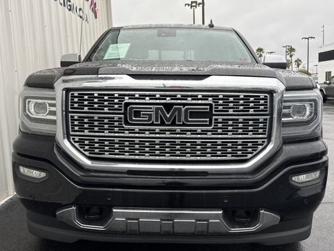Used 2017 GMC Sierra 1500 Denali image 4