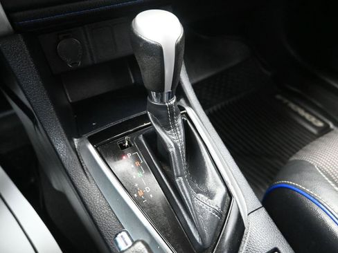 Used 2018 Toyota Corolla SE image 20