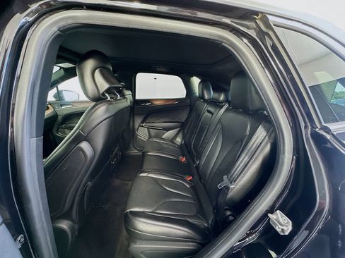 Used 2019 Lincoln MKC Reserve w/ MKC Climate Package AWD/4WD image 25
