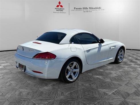 Used 2014 BMW Z4 sDrive28i image 5