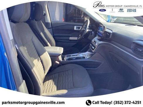Certified 2020 Ford Explorer XLT image 17
