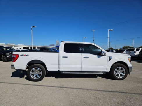 Used 2023 Ford F150 Lariat image 2