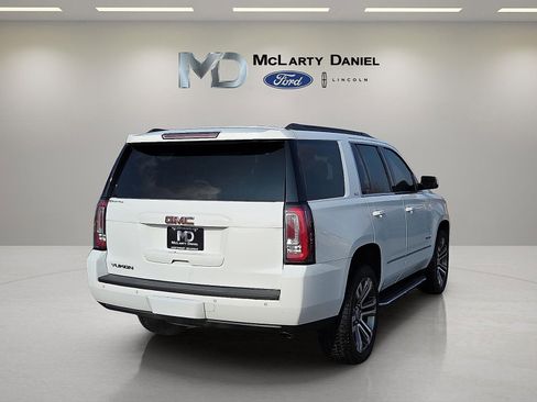 Used 2018 GMC Yukon SLT w/ Premium Edition image 5