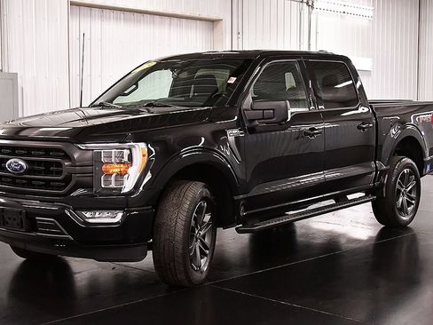 Used 2023 Ford F150 XLT w/ Equipment Group 302A High AWD/4WD image 3