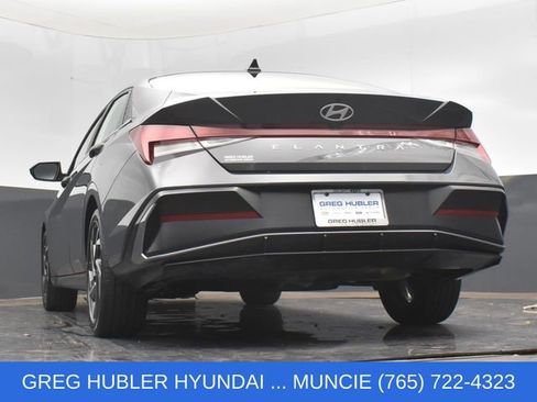 Used 2024 Hyundai Elantra SEL w/ Convenience Package FWD image 28
