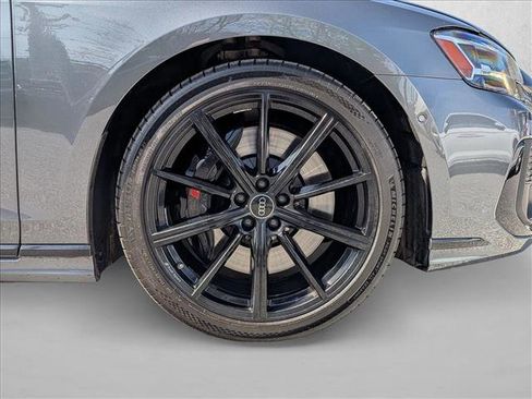 Certified 2023 Audi S8 AWD/4WD image 25